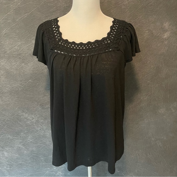 Old Navy Flutter Sleeve Shirt - Picture 1 of 9